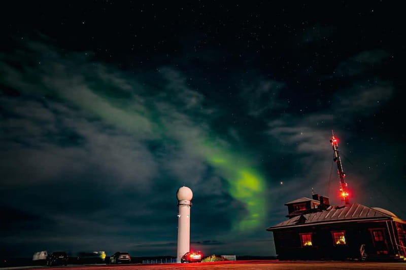 Saariselkä,Kakslauttanen: Aurora Hunting & Photography Tour. - Weather planning can make or break the evening