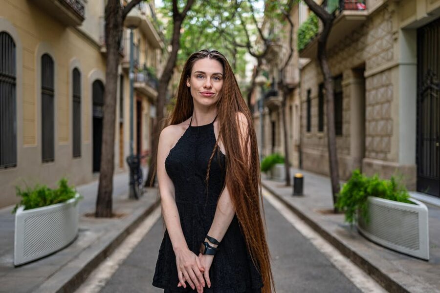 Sagrada Familia cinematic photoshoot - Who will get the most from this photo walk
