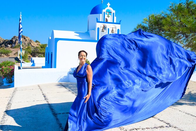 Santorini 2h Private Flying Dress Photoshoot with Transportation - What you get for $503.90