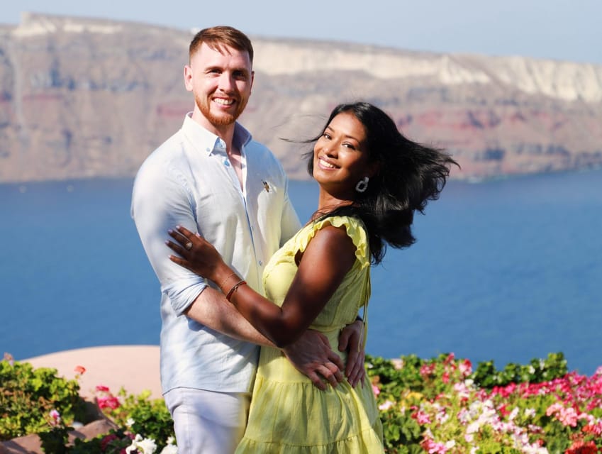 Santorini: 40-minute Photoshoot in Oia - How the 20 to 40 Minutes Work