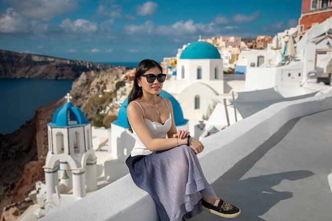 Santorini couple photoshoot with 50 edited photos! - Fifty edited photos for $187.06