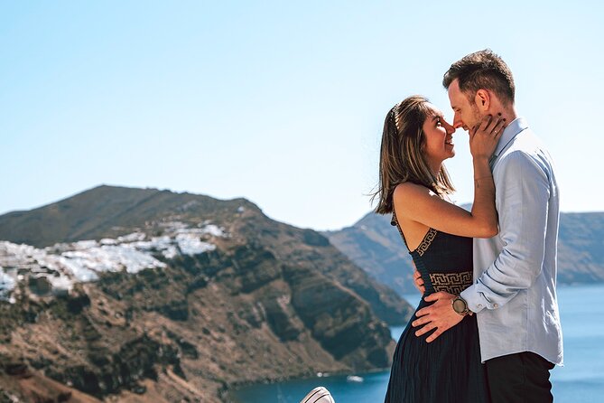 Santorini: Customized Private Photoshoot Walk in Oia - What you receive after the session
