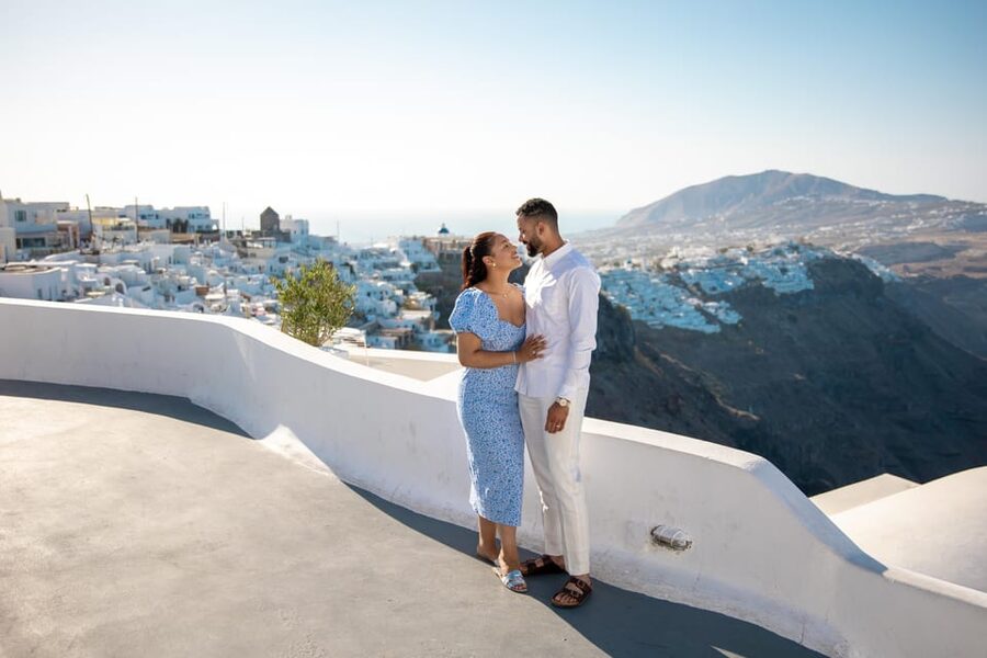Santorini: Imerovigli or Fira Photoshoot - Timing, Sun, and the November Advantage