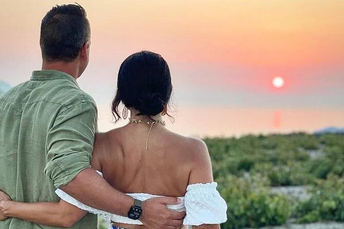 Santorini Private Wine Tour at Sunset with Tastings and Pictures - Private transport and the Santorini pickup puzzle