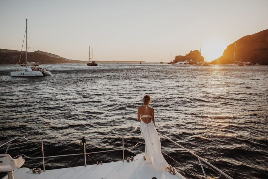 Santorini Proposal: A Luxury Photoshoot for Your Yes! Moment - Why Santorini works for a proposal
