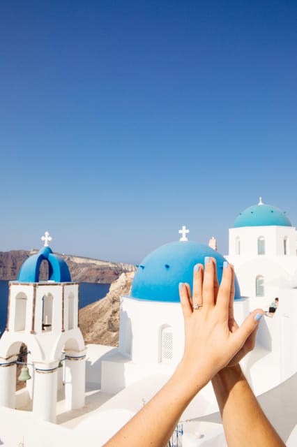 Santorini Proposal: A Luxury Photoshoot for Your Yes! Moment - What the $553 price includes