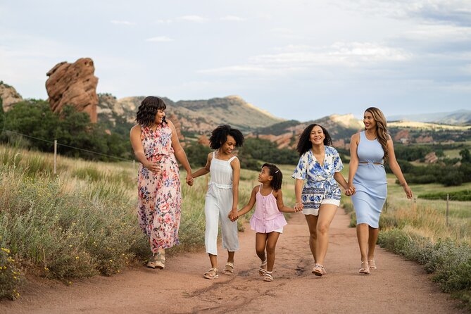 Scenic Photoshoot in Denver's Foothills - Why this short Rocky Mountain session works