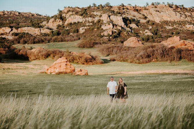 Scenic Photoshoot in Denver's Foothills - How the photographers keep the hour relaxed