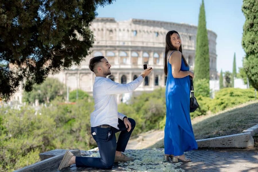 Secret Proposal Photoshoot in Rome + Reel - Why this Rome proposal shoot works so well