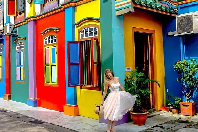 Singapore Instagram Tour By Car (Private & All-Inclusive) - Lunch and drinks keep the schedule practical