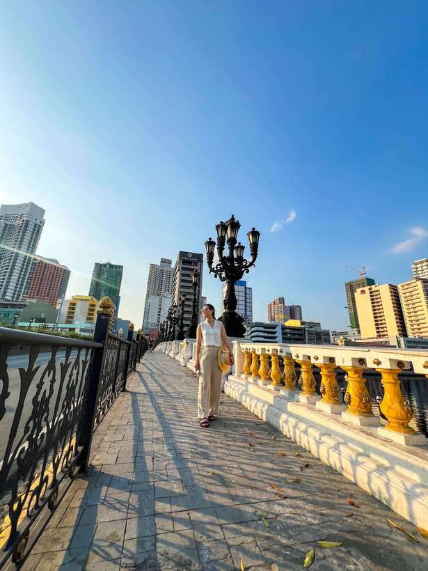 Solo Traveler Friendly Manila Walk w/ Mobile Photography - Pace, Weather, And Who Should Avoid It