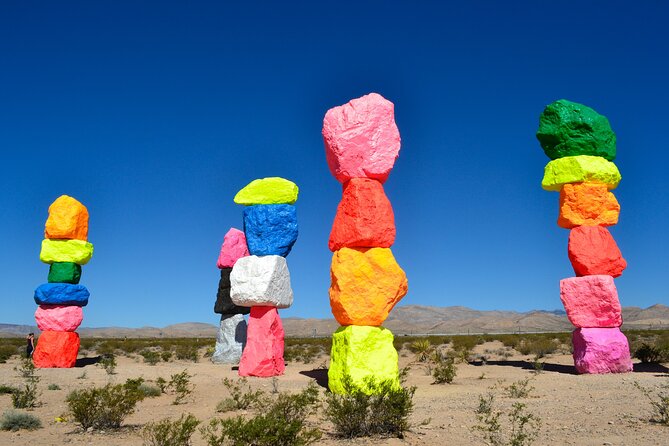 Sunset Hike and Photography Tour near Red Rock with Optional 7 Magic Mountains - The guides make the experience personal