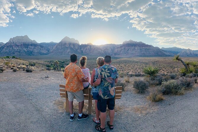 Sunset Hike and Photography Tour near Red Rock with Optional 7 Magic Mountains - What to wear and pack for the desert evening