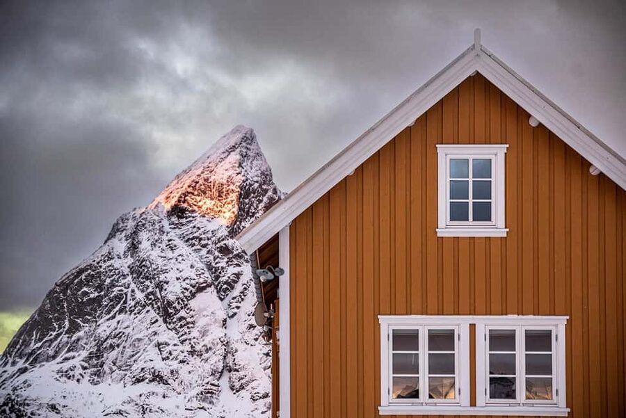 Svolvær: Reine, Hamnøy, Sakrisøy: Photographer’s Dream Tour - Weather, daylight, and the real pace of the day