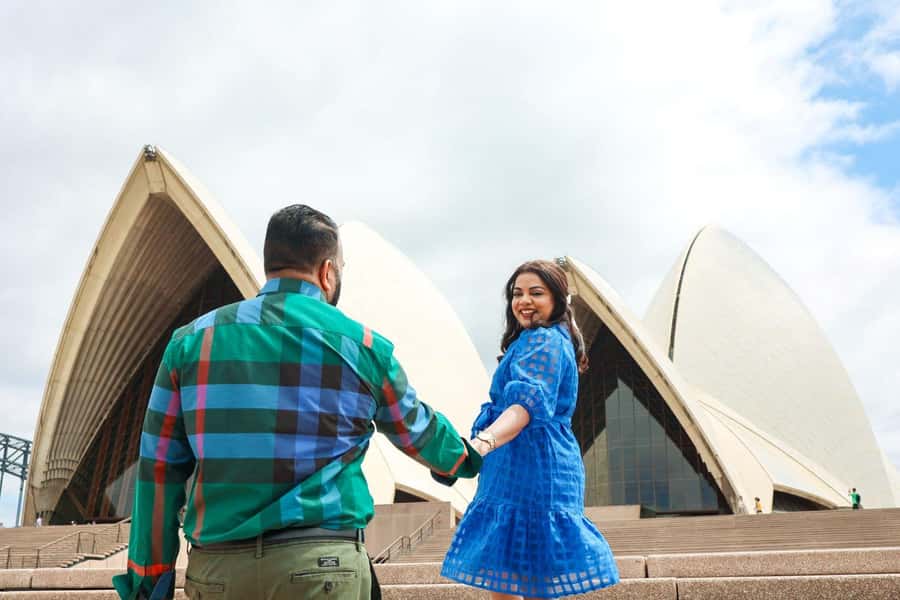 Sydney: Private Photoshoot outside the Opera House - What happens during the 30 to 45 minutes