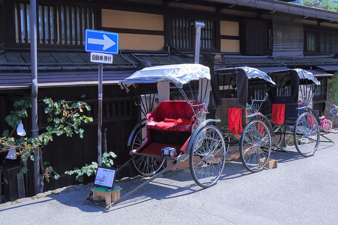 Takayama and Shirakawago/Photoshoot by professional photographer - Thirty edited photos are the real souvenir
