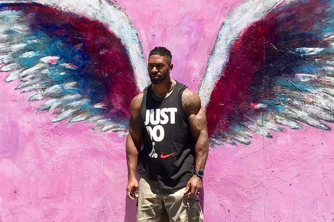The Ultimate LA and Hollywood Photo Tour - Melrose Avenue and the Angel Wings murals