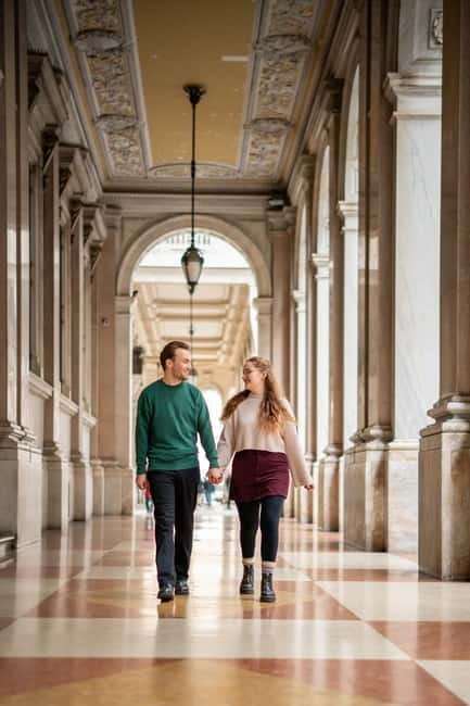 Things to do in Genoa: Private Photoshoot & Walking Tour - Why a photo walk works well in Genoa