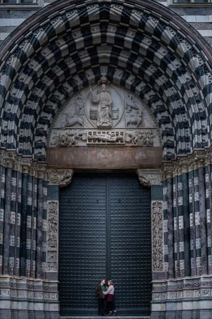 Things to do in Genoa: Private Photoshoot & Walking Tour - How the private format changes the experience