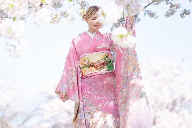 Tokyo Authentic Kimono Rental in Asakusa with Photography Option - Starting at Yae Kimono Rental near Asakusa Station