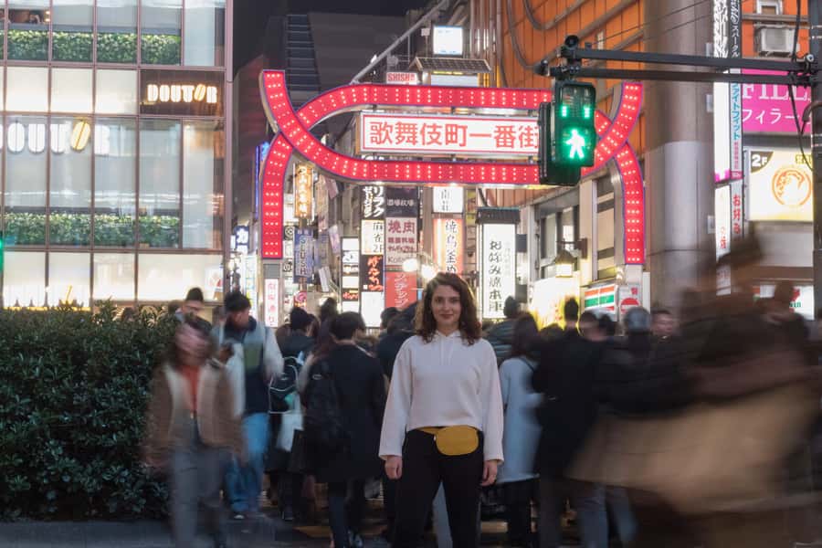Tokyo: Evening Photography Tour - Why this tour solves the solo-photo problem
