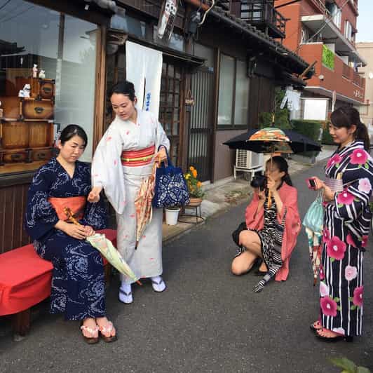 Tokyo: Kimono Dressing, Walking, and Photography Session - Shrine etiquette makes the photos mean more