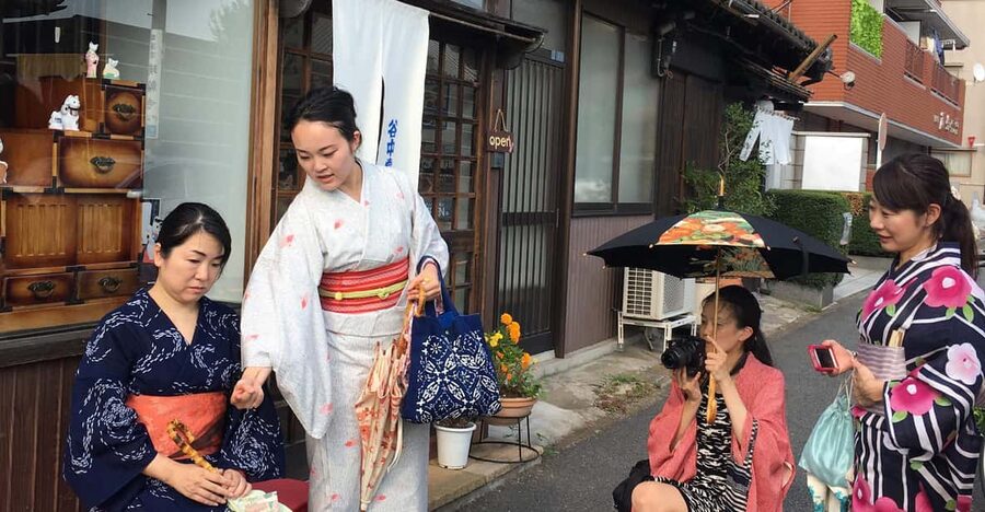Tokyo: Kimono Dressing, Walking, and Photography Session - Hair, makeup, and tea ceremony extras
