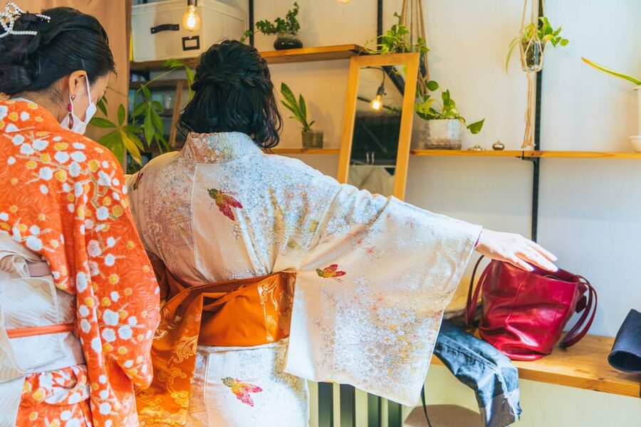 Tokyo: Kimono Dressing, Walking, and Photography Session - Choosing between silk kimono and summer yukata