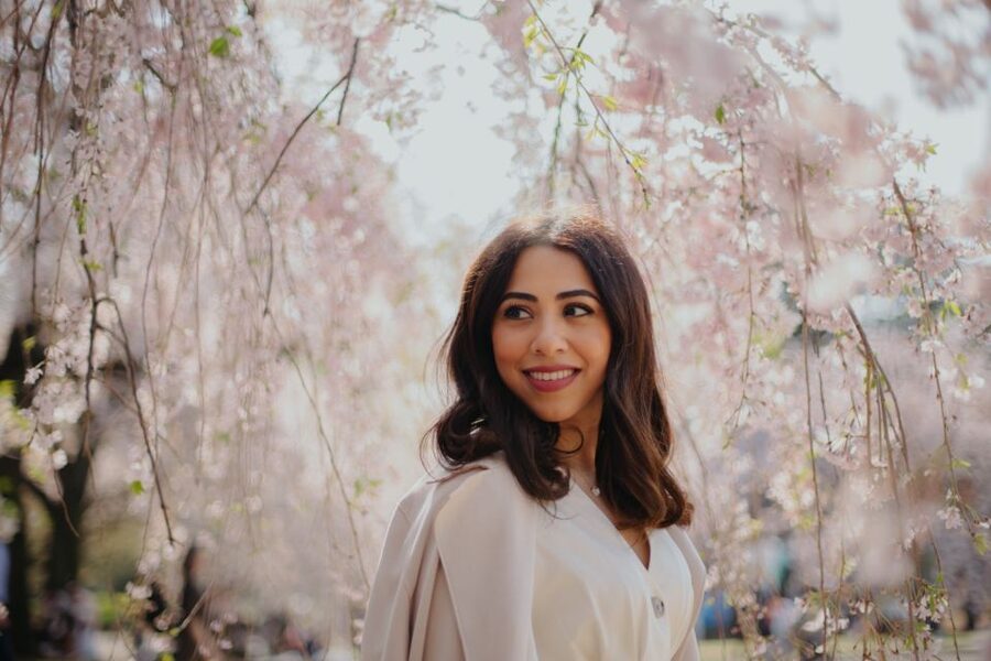 Tokyo: Photo Shoot with a Private Vacation Photographer - Shinjuku, Shibuya, and the value of local direction