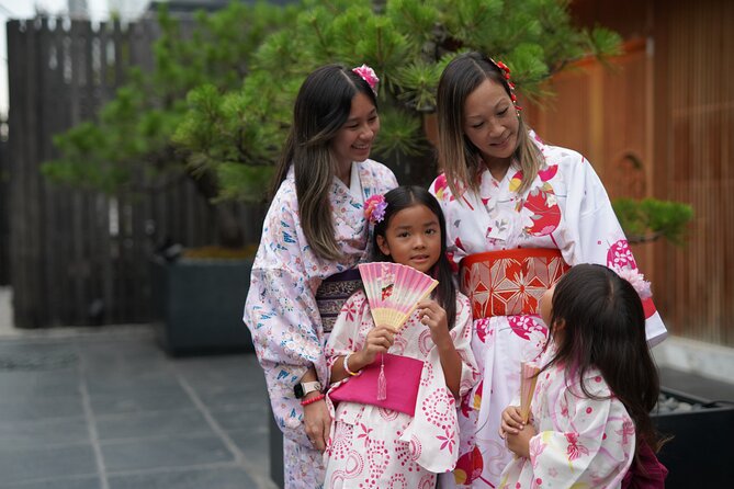 :Tokyo,Shibuya/ Pro Photography in Kimono / English-Friendly - Choosing a kimono and accessories