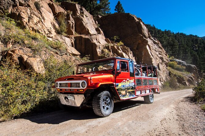 Top of the World Tour (Wildside 4x4 Tours) - Old Man Mountain and the first park views
