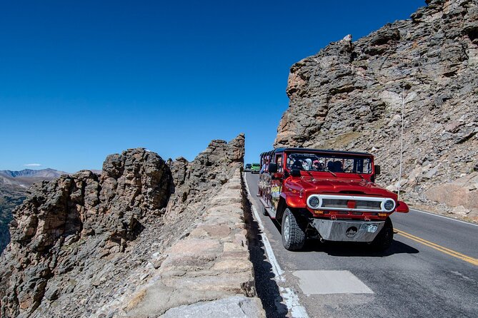 Top of the World Tour (Wildside 4x4 Tours) - Reaching the Alpine Visitor Center at 11,796 feet