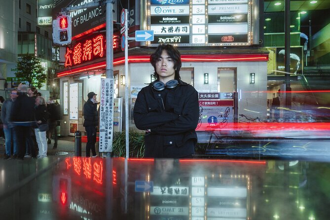 Tour with Pro Tokyo Photographer and take Edgy Unique Portraits - Kabukicho after dark or in daylight