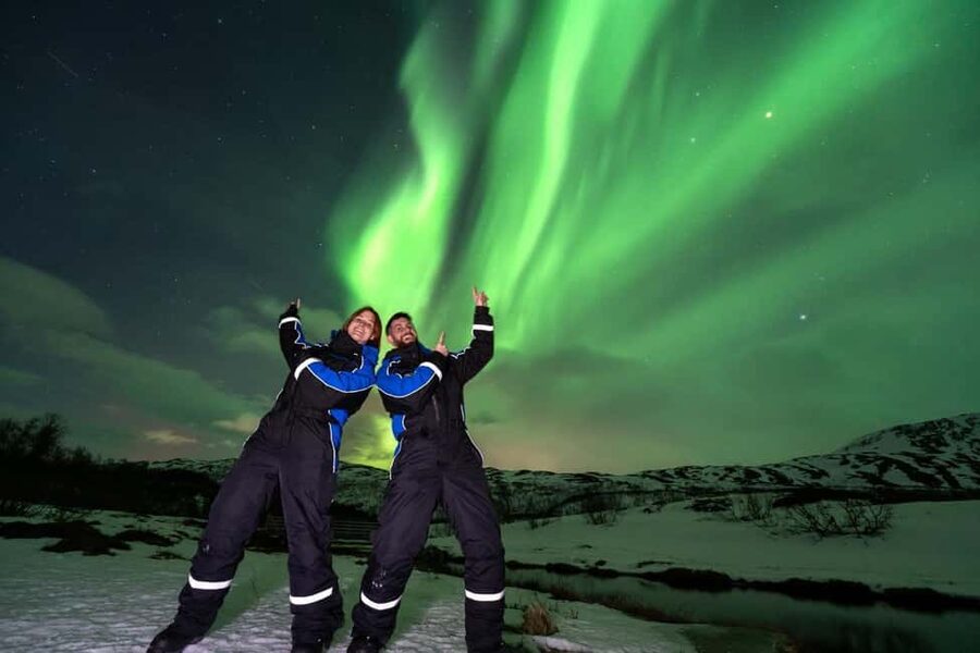 Tromsø: Northern Lights Chase + Free Professional Photos - Meeting at Scandic Ishavshotel in Tromsø