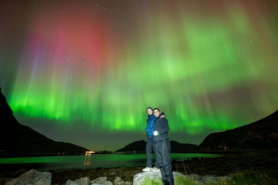 Tromsø: Northern Lights Chase, Local Guide, Foods & Pictures - Why this Aurora chase works better in a small group