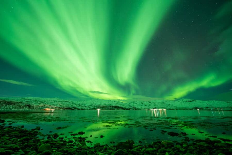 Tromsø: Northern Lights Chase, Local Guide, Foods & Pictures - The 90-minute drive north