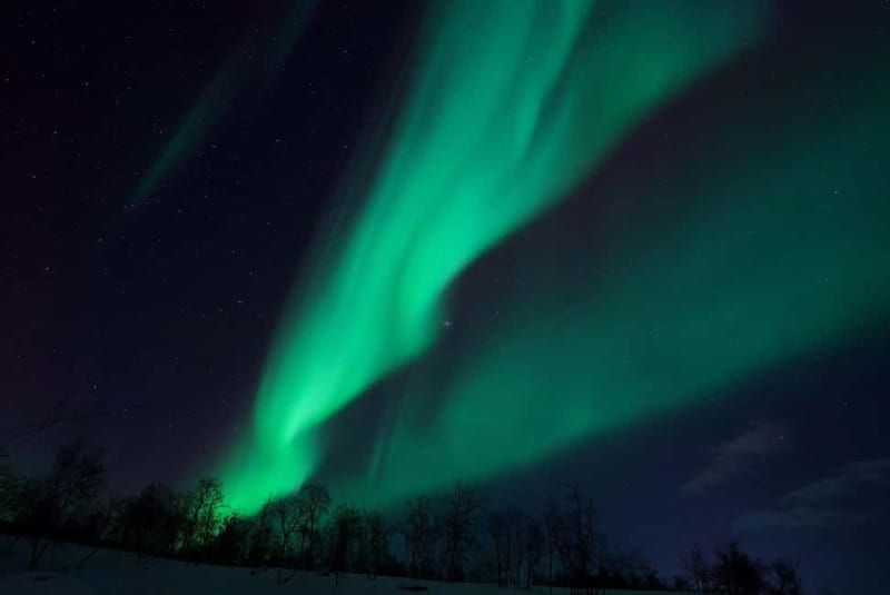 Tromsø: Northern Lights Chase with Local Guide & Free Photos - How long the night really lasts