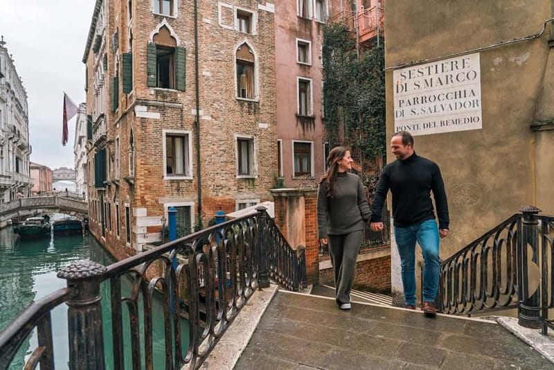 Venice private photo shoot with a local photographer! - The Best Session Length for Your Plans