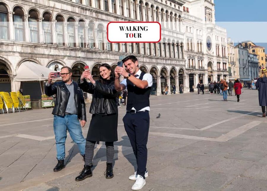 Venice: St Mark’s, Rialto & Instagrammable Gems Walking Tour - Santa Maria Formosa and the quieter Venetian mood