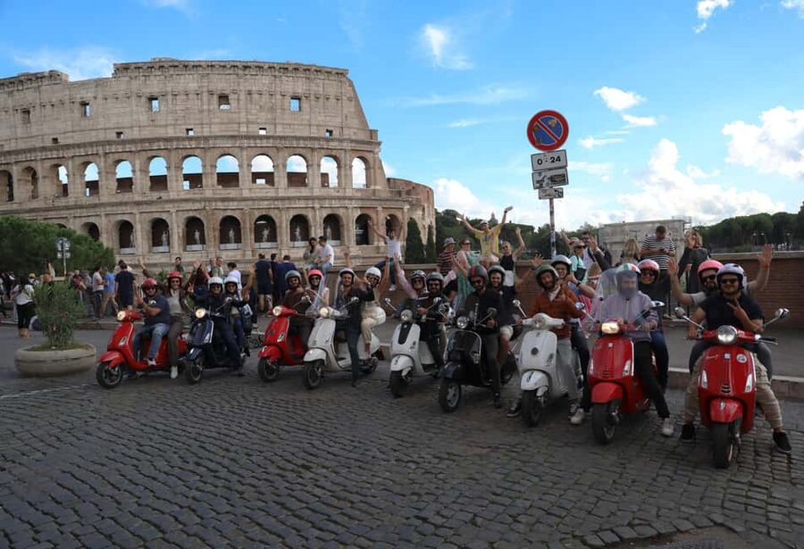 Vespa Rome Photography Tour by Local - Quick takeaways