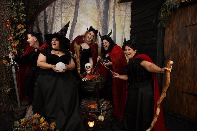 Witch Costume Photo Shoot - Olde Salem Village theatrical set - Reviewing the photos and digital files