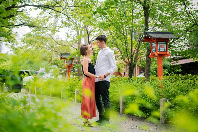 Your Private Vacation Photography Session In Kyoto - Yasui-Konpiragu: A Gentle Start